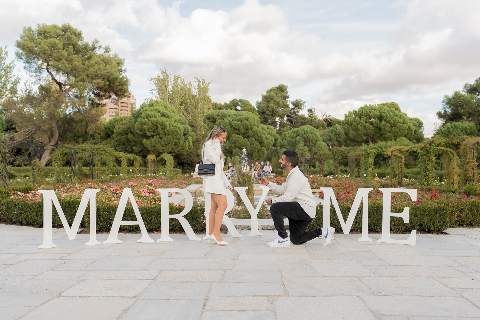 Sabatini Gardens engagement photographer Madrid Petra Majerova